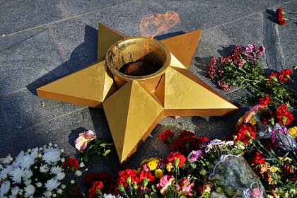 В России призвали убрать могилу нациста с мемориала Великой Отечественной войны