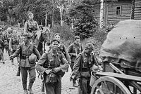 На чужой земле. Что солдаты Гитлера увидели после вторжения в СССР в 1941 году: уникальные кадры Второй мировой