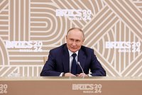 Стало известно о «плане Путина» по разрушению долларовой системы. Чем хотят уничтожить главную валюту мира? 