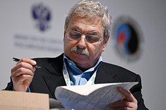 Анатолий Яновский
