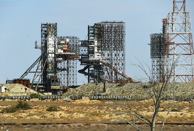 Универсальный комплекс старт-стенд17П31 для ракеты-носителя 