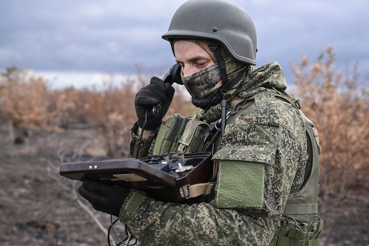 Боец 1430-го гвардейского мотострелкового полка ВС РФ на запорожском направлении специальной военной операции, 19 октября 2024 года