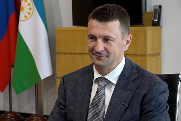 Максим Забелин