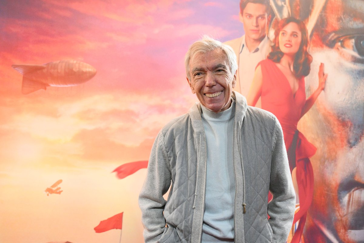 Телеведущий Юрий Николаев