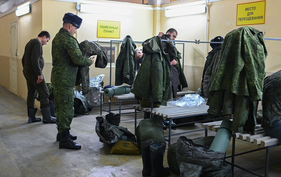 https://icdn.lenta.ru/images/2024/11/15/18/20241115180928743/preview_5b6eb9ee6b5d63fba1d94dd341045fe2.jpg