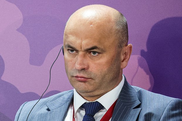 Александр Рогожник 