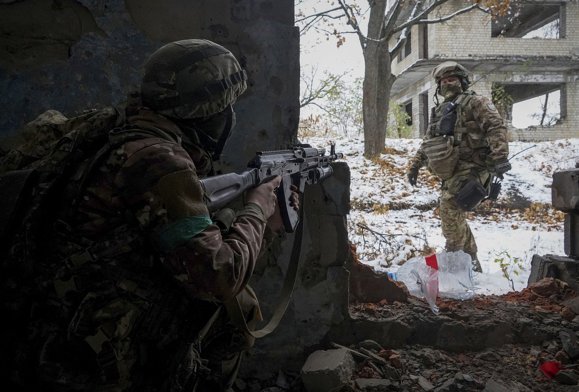 Военнослужащие 57-й мотострелковой бригады Вооруженных сил Украины на полигоне в Харьковской области, 14 ноября 2024 года