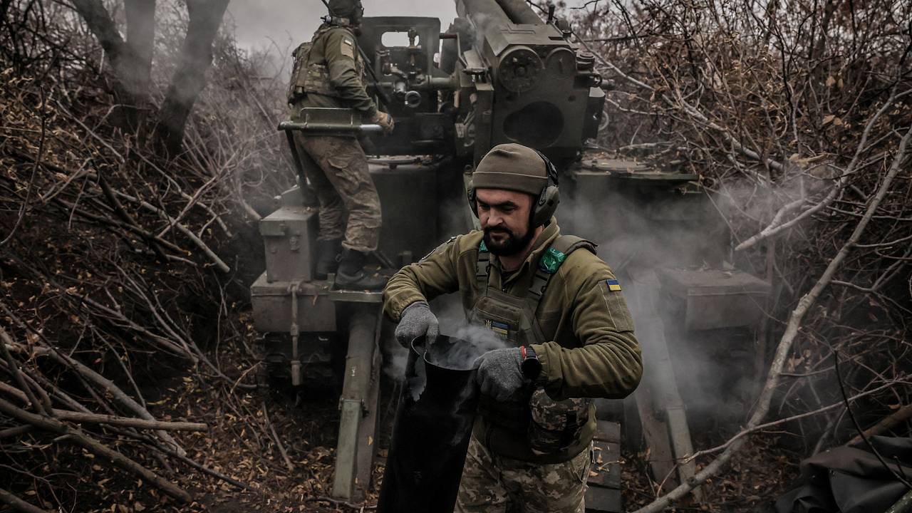 https://icdn.lenta.ru/images/2024/11/25/17/20241125170854520/wide_16_9_a7b9c2de13539bc8607c475b4372f818.jpg