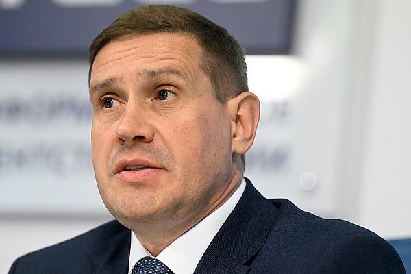 Сергей Белов