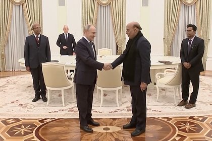 Путин встретился с министром обороны одной страны Азии