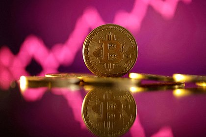 Курс биткоина обновил максимум выше 100 тысяч долларов