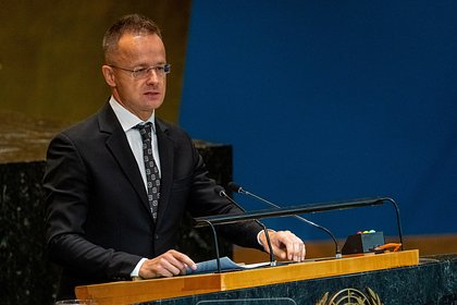 Венгрия выступила против отправки военных советников ЕС на Украину
