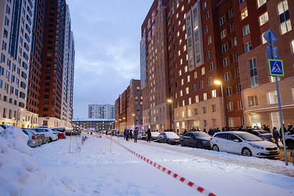 Работающий на месте подрыва Российского генерала робот-сапер обнаружил два свертка