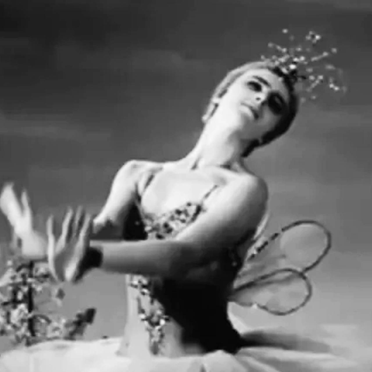 Ирена Баженова. Кадр: фильм «Спящая красавица»