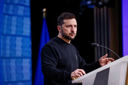 Зеленский назвал проблемой зависимость премьера Словакии от российских нефти и газа