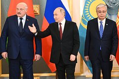 Александр Лукашенко, Владимир Путин и Касым-Жомарт Токаев