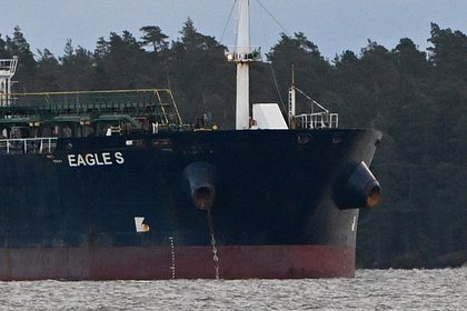 Моряки с танкера Eagle S попали под следствие в Финляндии