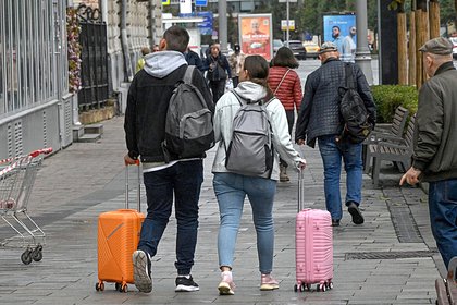 В России начали принимать заявления от иностранцев о продлении сроков пребывания