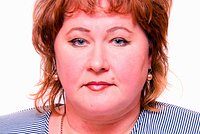 В России депутата захотели уволить после исполнения частушек о «продаже титек» 