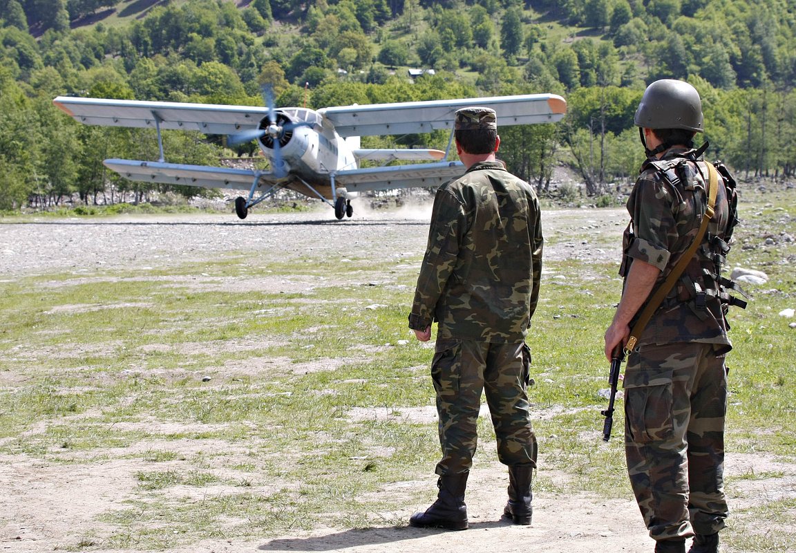 Прибытие грузинских военных на территорию верхней части Кодорского ущелья в Абхазии