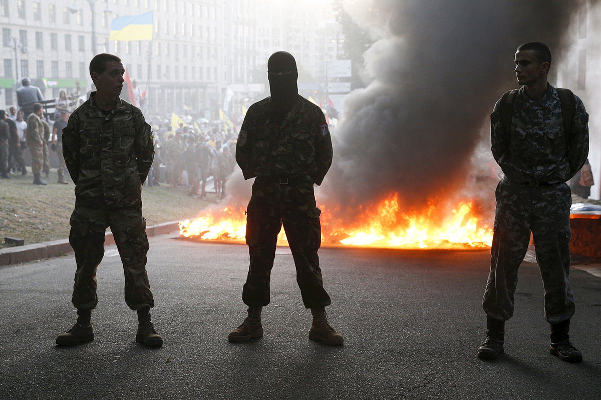 Протестная акция «Правого сектора» в центре Киева, Украина, 3 июля 2015 года
