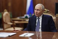 Путин поручил проиндексировать пенсии в России к февралю. Кого коснутся изменения? 