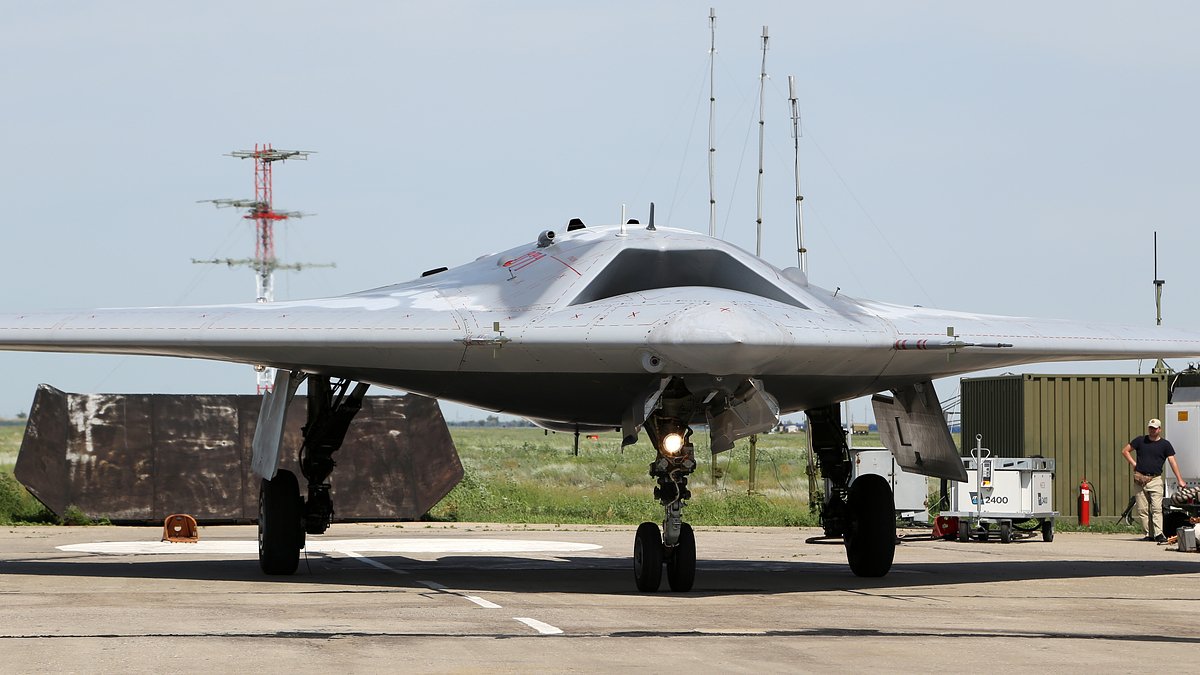 Беспилотник С-70 «Охотник»