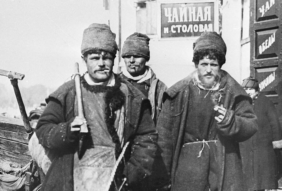 частное шлюшка Клиенты явно тяготели к садизму» Проститутки в СССР зарабатывали в десятки  раз больше рабочих. Чего это им стоило?: Книги: Культура: Lenta.ru