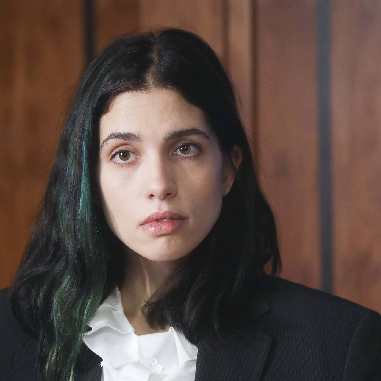 Жігіттер қыздар ебля Русское порно Шетелдіктер жердегі қыздарды сиқырлайды