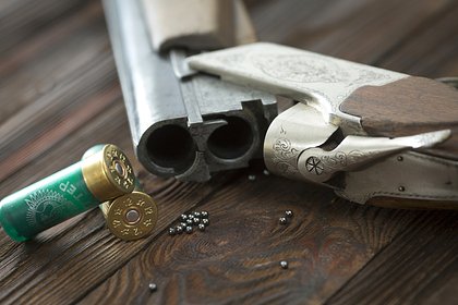 Российский школьник получил двойку и выстрелил в себя из ружья