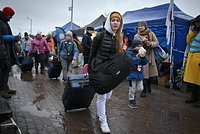 Украинцы массово покидают Польшу. Куда они уезжают и почему? 