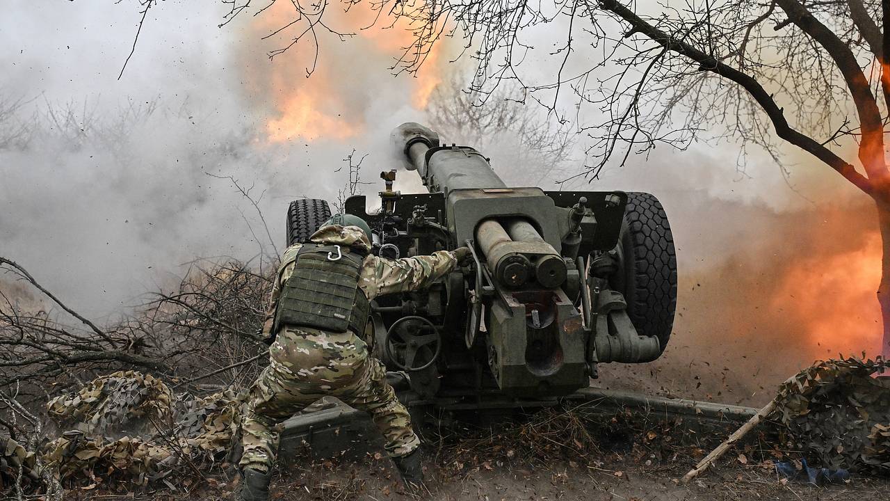 https://icdn.lenta.ru/images/2025/02/11/12/20250211122234564/wide_16_9_01fcb0960ec580cb8c15b0b1e5a9805e.jpg