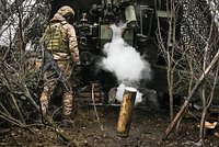 Российские военнослужащие отомстили ВСУ за командира Ефремова. Они ударили по позициям украинских войск подписанными снарядами 