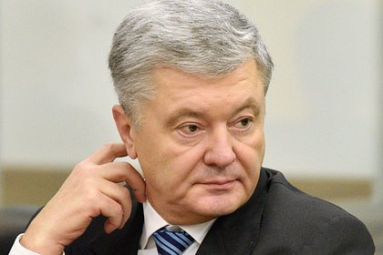 Порошенко отреагировал на введение санкций СНБО Украины против него