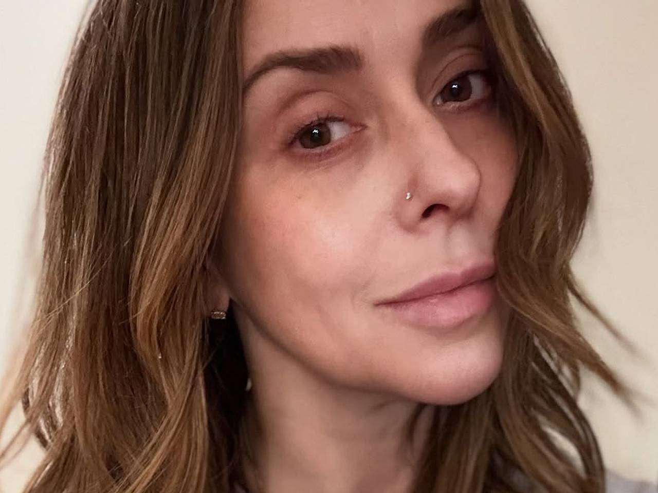 Оның шлюхасының есегін жалады