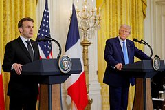 Эммануэль Макрон и Дональд Трамп