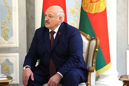 Лукашенко подписал союзнический договор с Россией о гарантиях безопасности