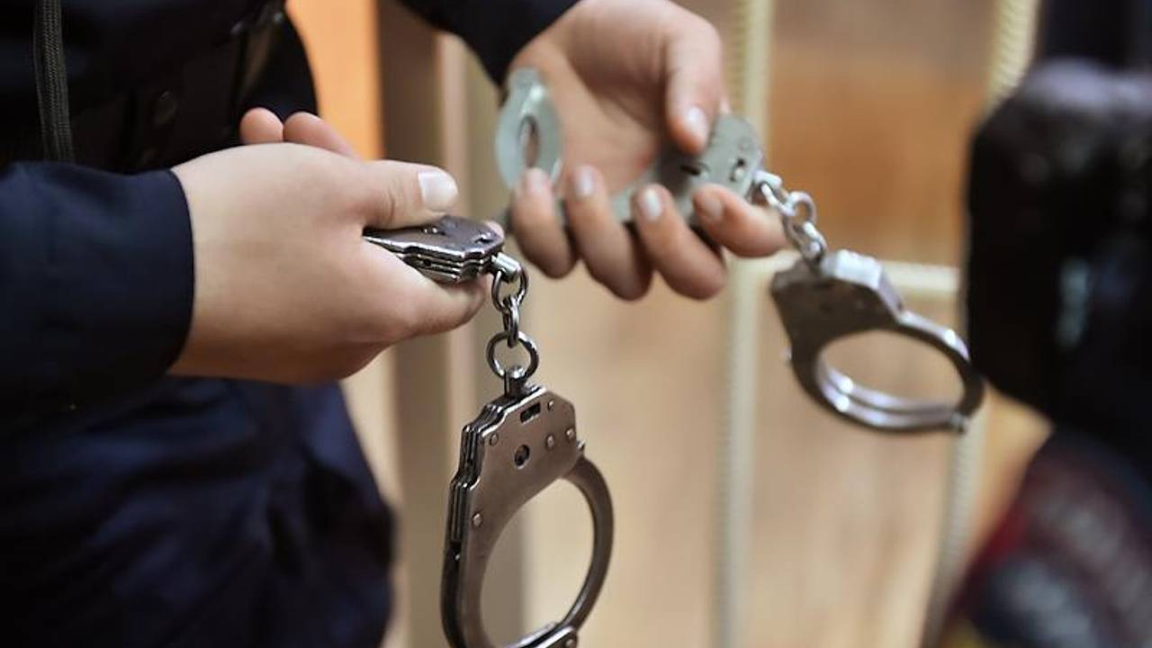  02 icdn.ru girls.com Россиянин уговорил знакомого поджечь родственников экс-сожительницы и попал  под стражу: Следствие и суд: Силовые структуры: Lenta.ru