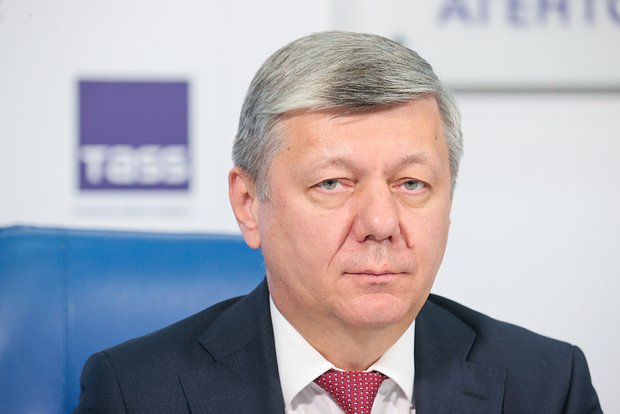 Дмитрий Новиков