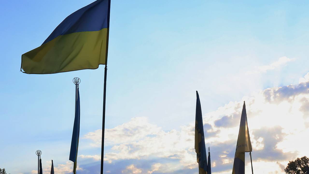50 летние годые  женщины На Украине начали вручать повестки женщинам старше 50 лет: Украина: Бывший  СССР: Lenta.ru