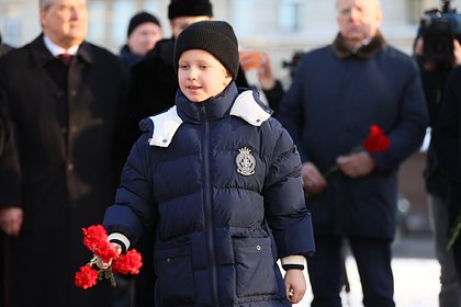 Сын Собчак рассказал о позорящей его матери