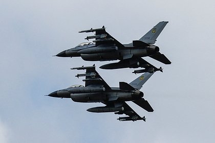 На Украине рассказали о проблемах с F-16 из-за зависимости страны от США