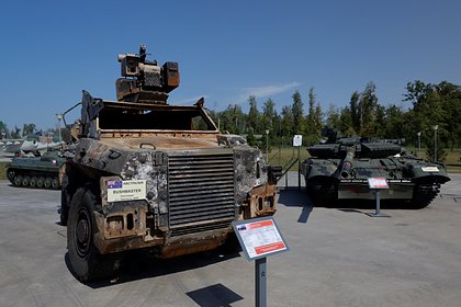 Захарова объяснила благодарность российских солдат за трофейный БТР Bushmaster