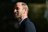 Принца Уильяма заметили на танке у российской границы. Вот его фото