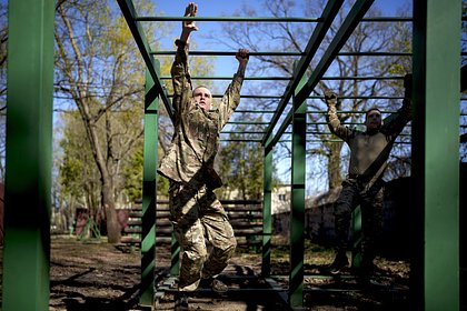 На Украине придумали новый способ заманить молодежь в ВСУ