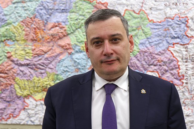 Александр Хинштейн