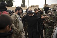 Новые власти Сирии преследуют и убивают единоверцев Асада. Они спасаются на российской военной базе. Вот их истории
