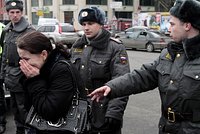 «Разбросанные окровавленные куски тел» Взрывы в московском метро шокировали Россию. Кто подослал смертниц-шахидок на «Лубянку»?