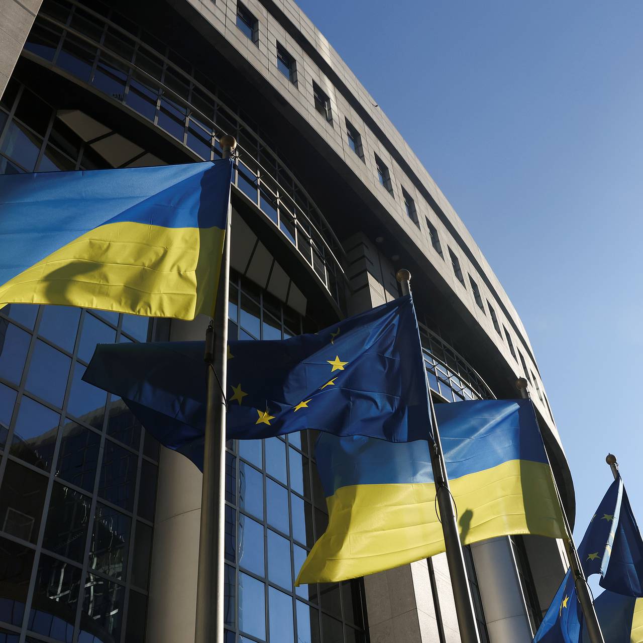 ЕС и Британию обвинили в финансировании терроризма на Украине