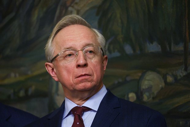 Михаил Галузин